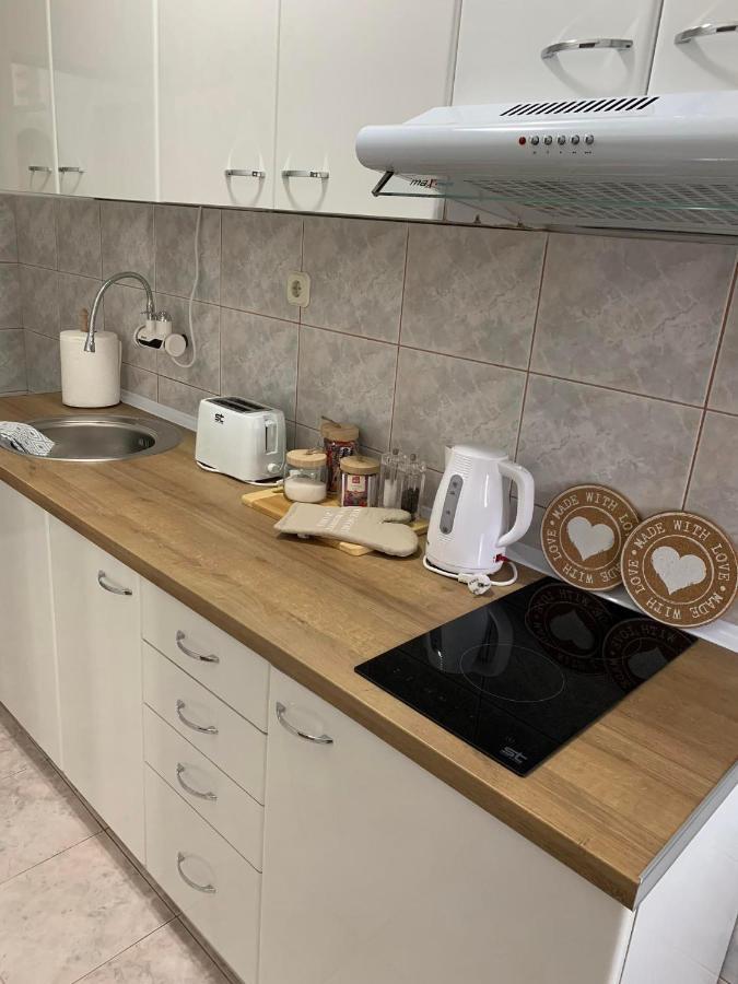 Mar Lux Apartment Kumanovo Ngoại thất bức ảnh