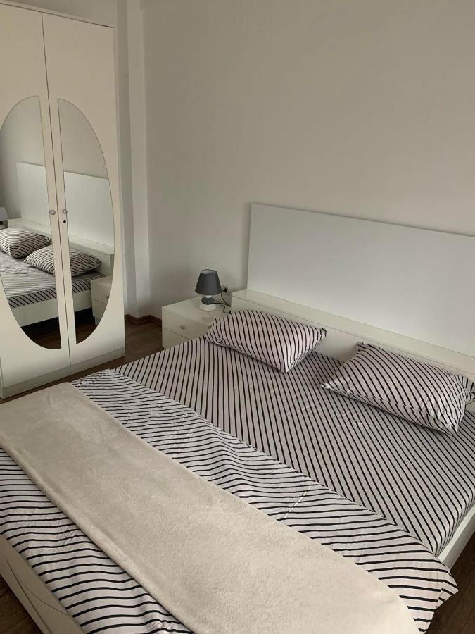 Mar Lux Apartment Kumanovo Ngoại thất bức ảnh